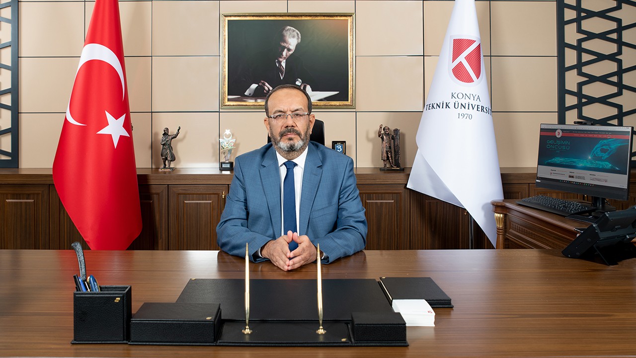 KTÜN Rektörü Çelik’ten 23 Nisan mesajı
