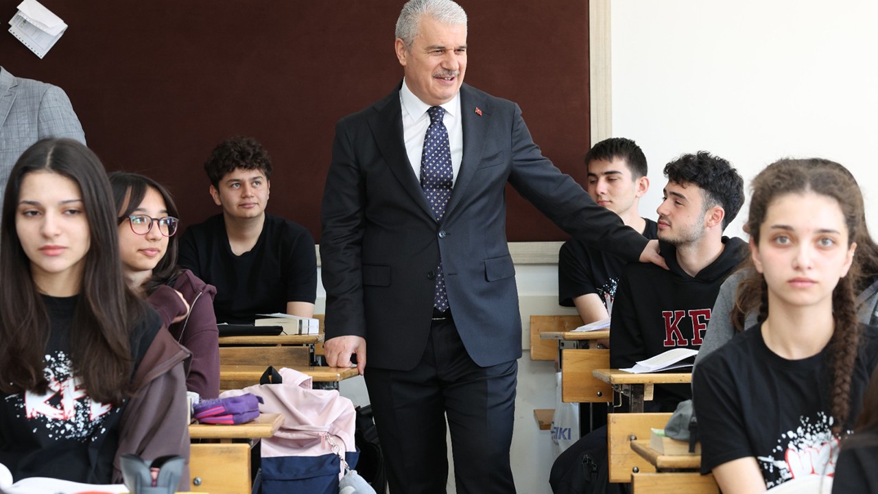 Vali İbrahim Akın’dan Karatay Fen Lisesi’ne ziyaret