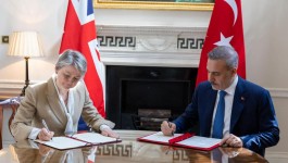 Türkiye ile İngiltere arasında Stratejik Ortaklık Çerçeve Belgesi imzalandı