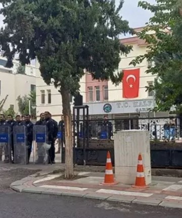 Halfeti Belediyesi'nde 'yolsuzluk' operasyonu; 49 gözaltı