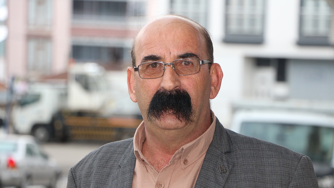 Bıyıklarıyla konuşulan ilçe başkanı dünya gündeminde! "Çekemeyen, kıskanan çok var"