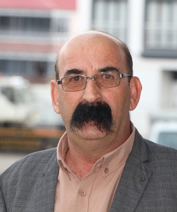 Bıyıklarıyla konuşulan ilçe başkanı dünya gündeminde! "Çekemeyen, kıskanan çok var"