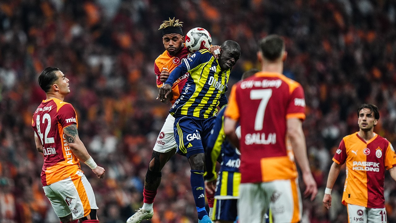 Galatasaray'dan devre arası çarpıcı paylaşım: Sonunda yine iyiler kazanacak!