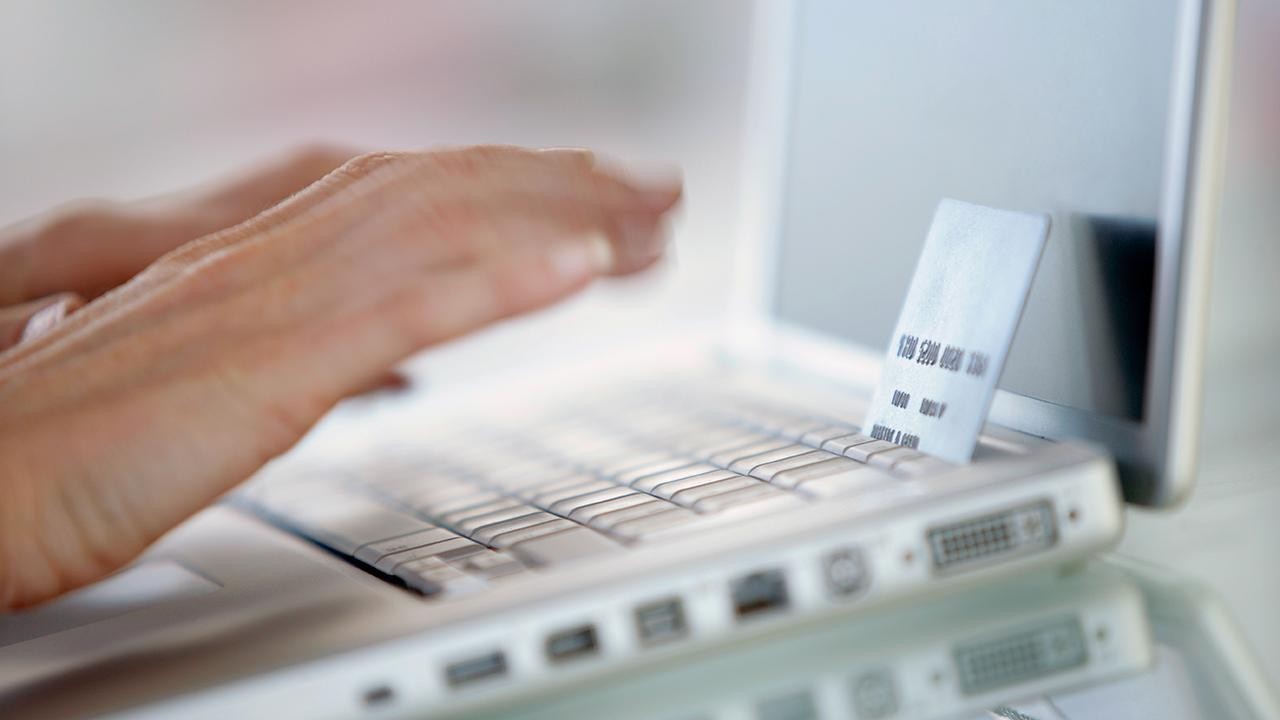 'Teslim edilmeyen ürünlerin parasını faiziyle birlikte geri isteyin'