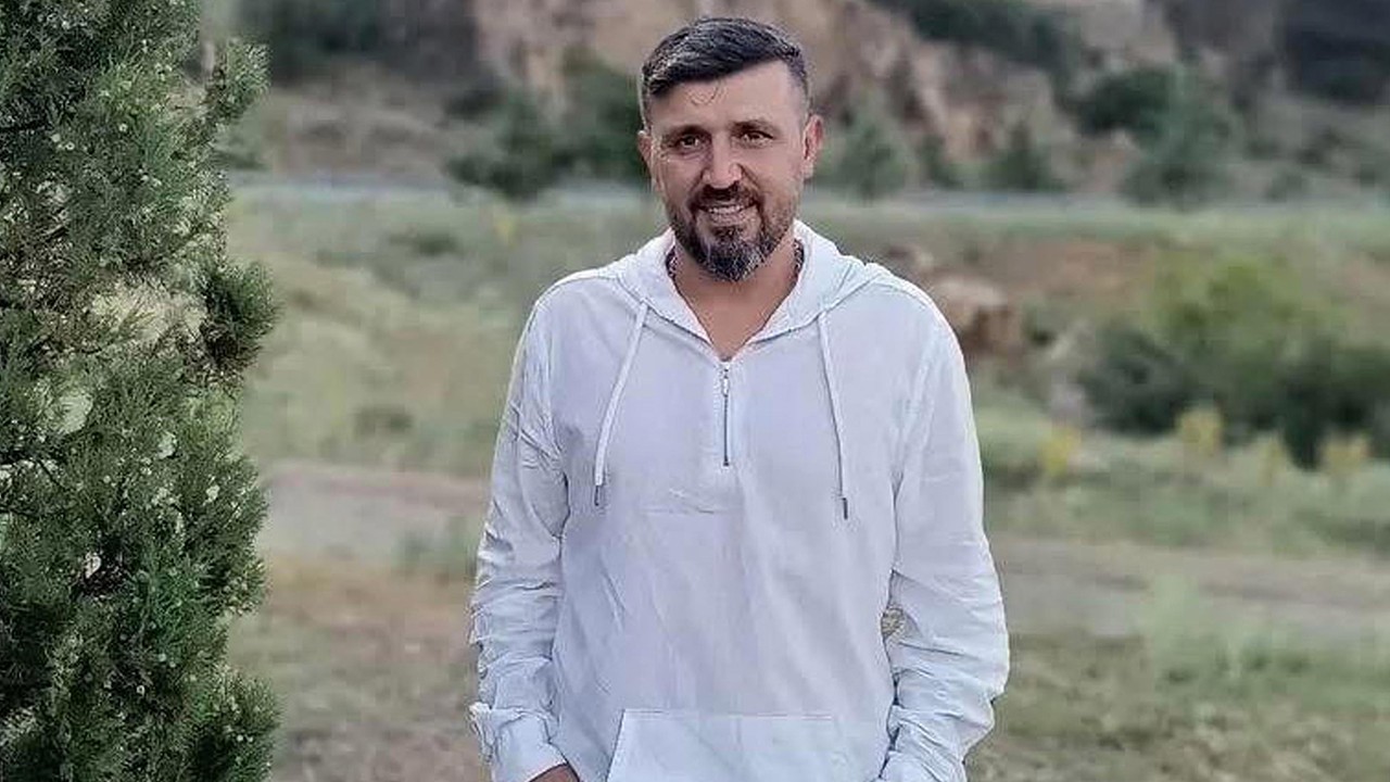 Kız arkadaşının eski eşini bıçaklayarak öldürdü