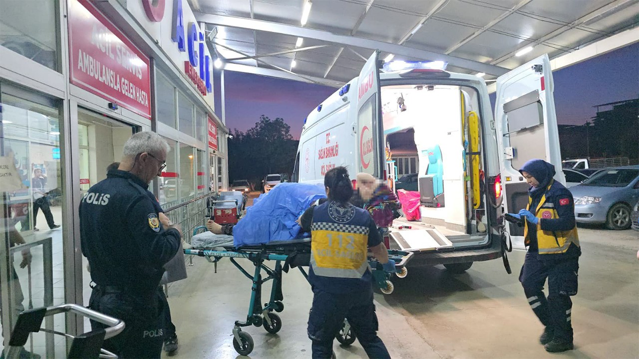 Baba tartıştığı kızını bıçakla yaraladı