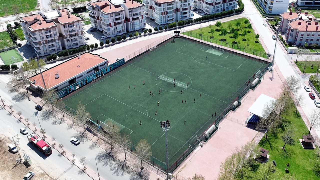 Karatay’da “8. Ortaokullar Arası Kardeşlik ve Dostluk Futbol Turnuvası” başladı