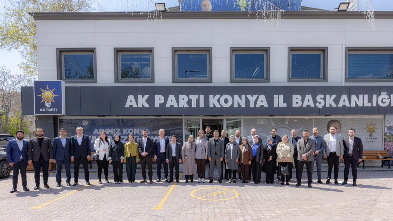 AK Parti Konya Teşkilatı Bozkır’da vatandaşlarla bir araya geldi