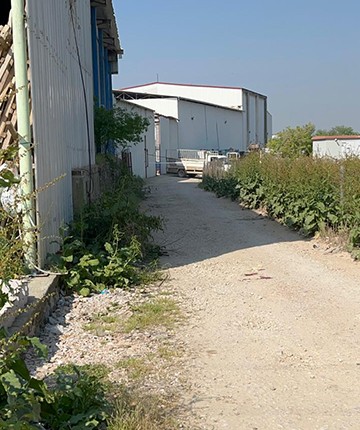 Borcunu ödemediği için icra takibi başlatan avukatı öldürdü, kız kardeşini yaraladı