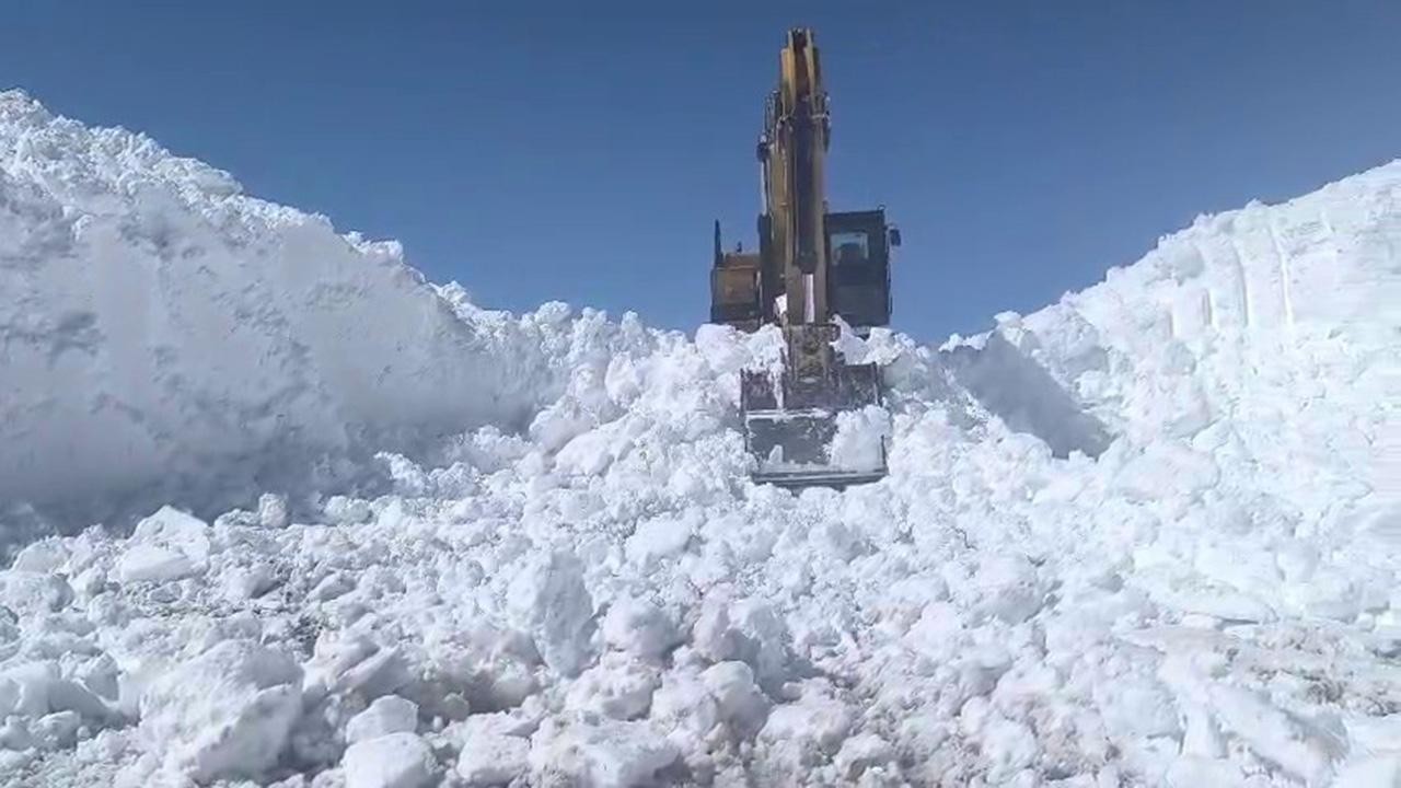 Mayıs öncesi "kar" mesaisi