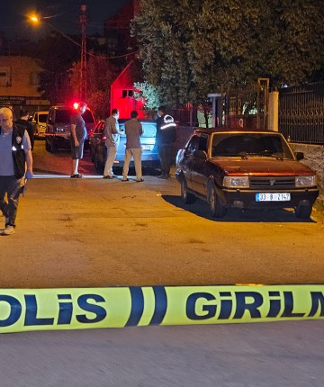 Komşular arasında gürültü kavgası: 5 yaralı
