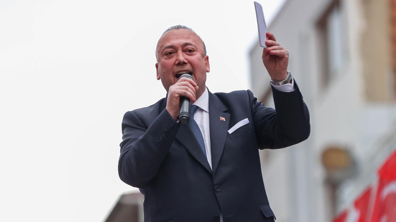 CHP'de Özkan Yalım partisinden ihraç edildi