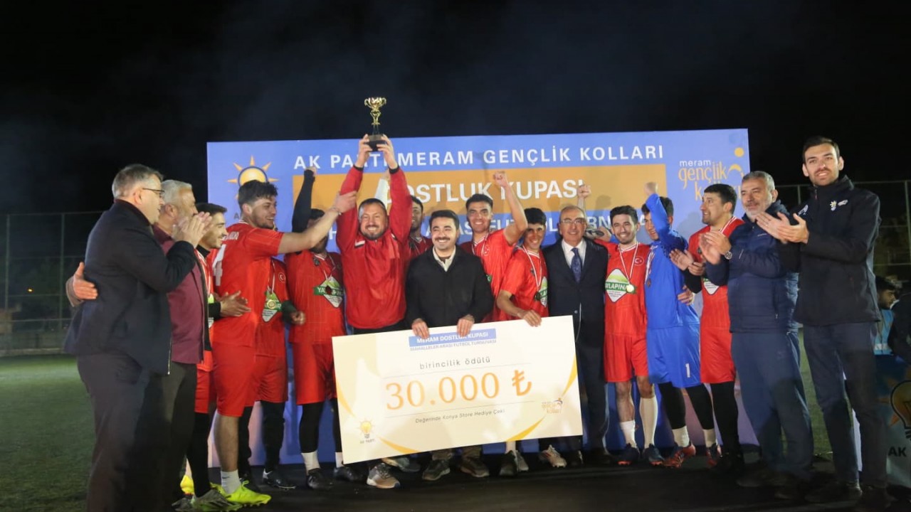 Meram’da gençlik sahaya indi: Şampiyon Yaylapınar Mahallesi