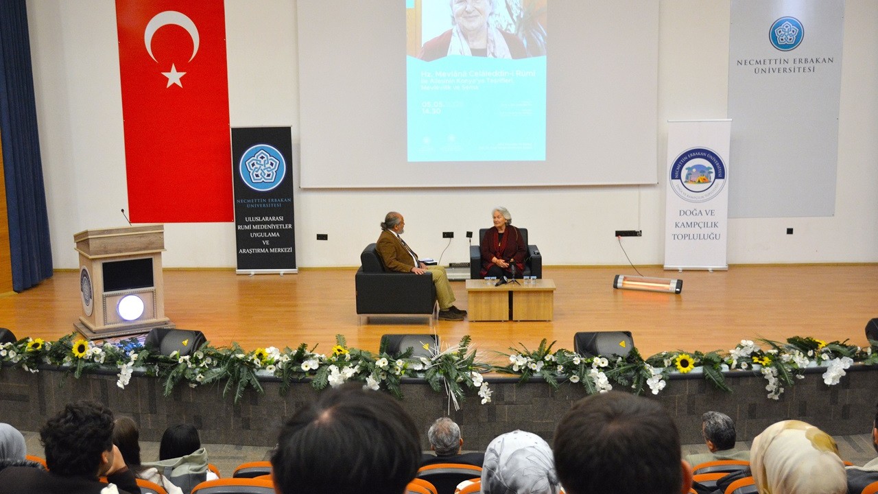 NEÜ’de Hz. Mevlânâ’nın mirası konuşuldu