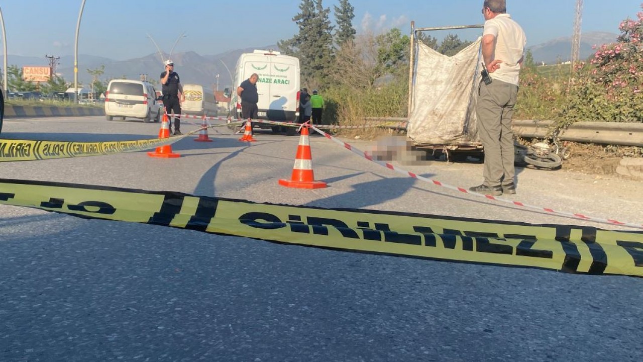 Tırla çarpışan sepetli motosikletin sürücüsü hayatını kaybetti