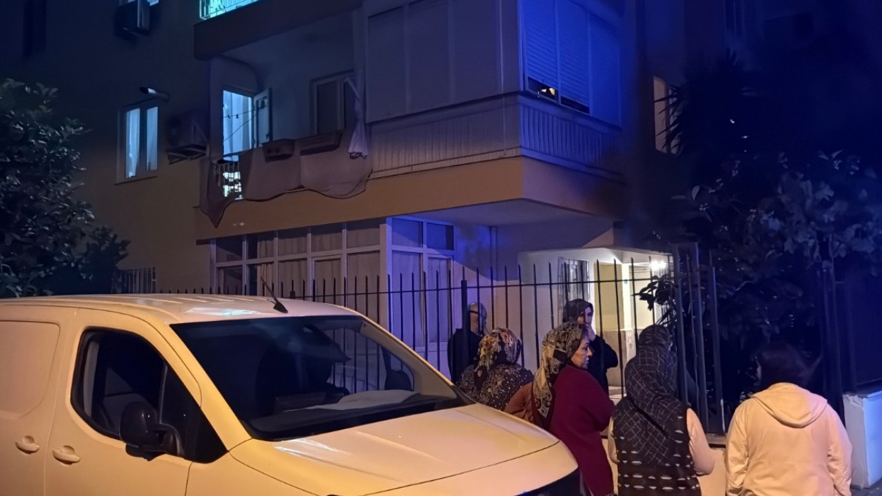 16 yaşındaki Mert, evde silahla vurulmuş ölü bulundu