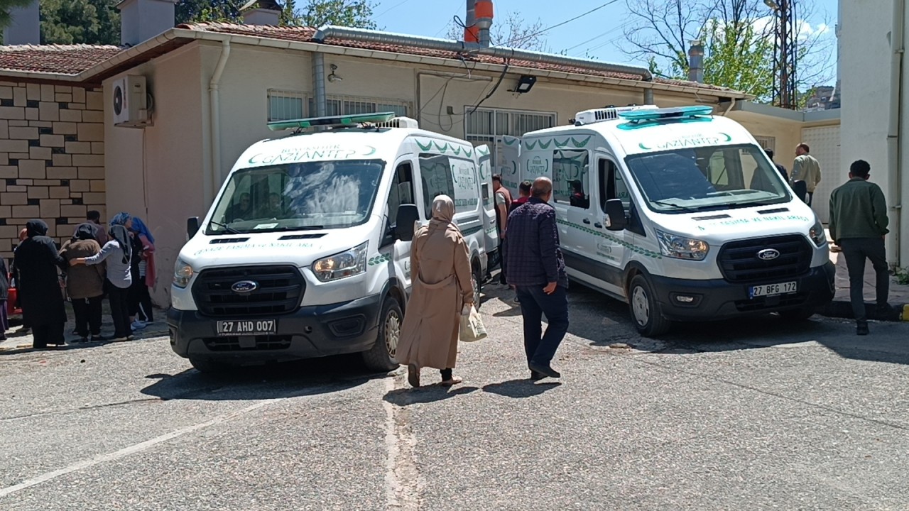 17 yaşındaki komşusu tarafından bıçaklanan Muhammed hayatını kaybetti