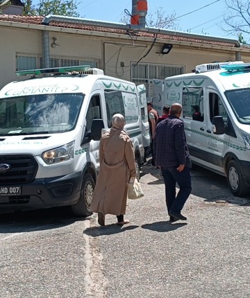 17 yaşındaki komşusu tarafından bıçaklanan Muhammed hayatını kaybetti