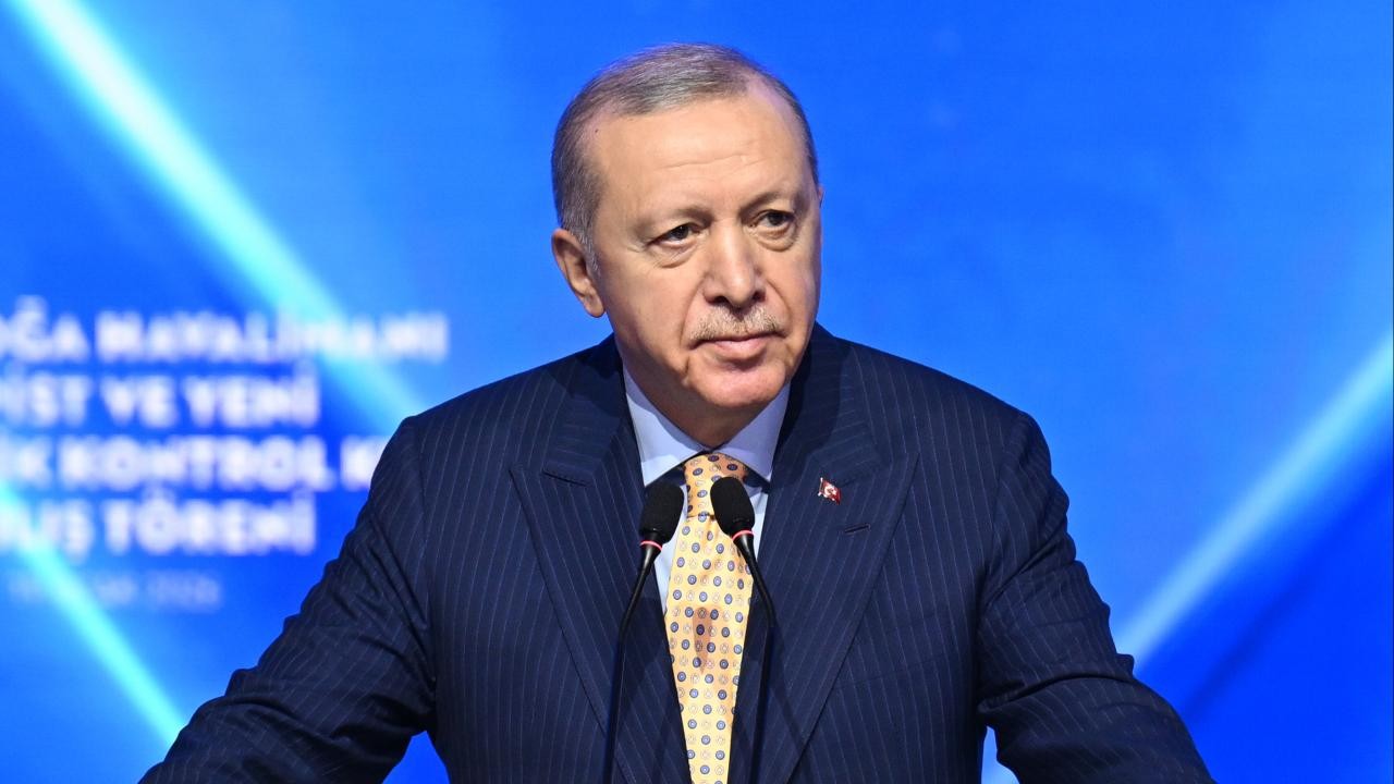 Cumhurbaşkanı Erdoğan'dan Süper Lig Şampiyonu Galatasaray'a tebrik