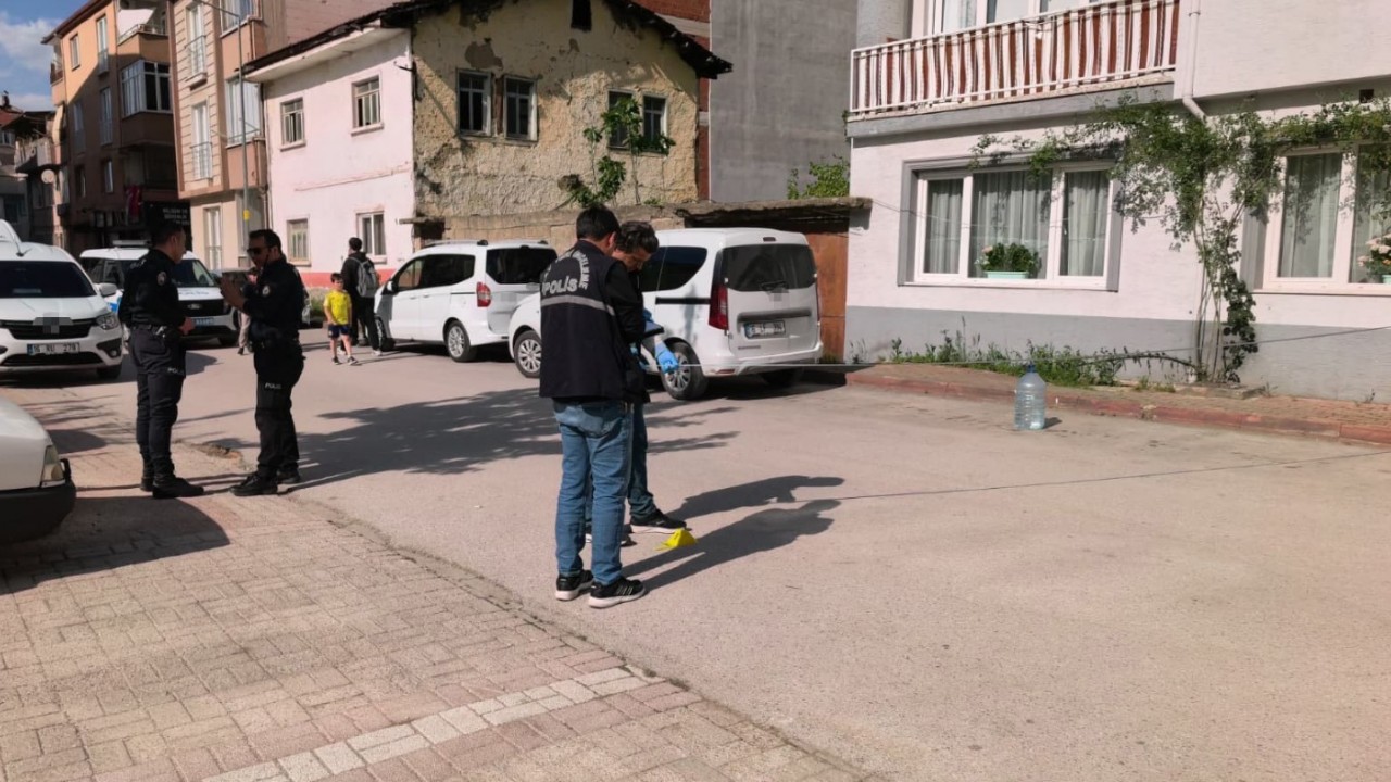 Silahla bir kişiyi yaralamıştı, çatıda yakalandı
