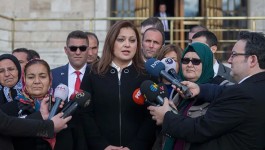 CHP, Afyonkarahisar Belediye Başkanı Burcu Köksal'ı disipline sevk etti
