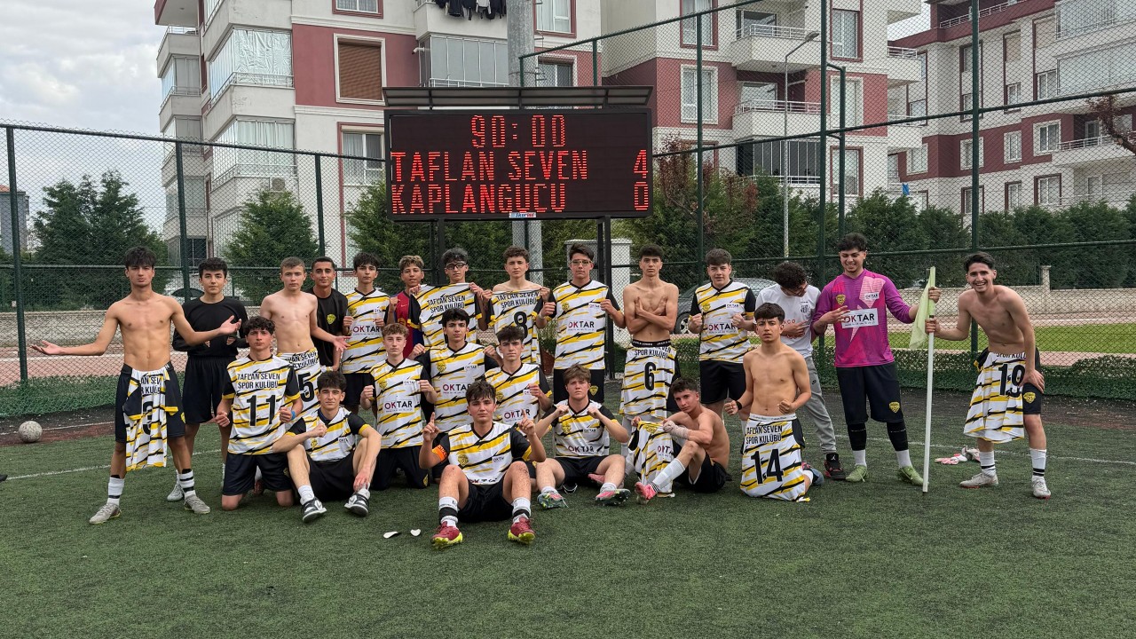 Konya'da "Taflan Seven Spor" zirveye koşuyor