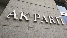 Afyonkarahisar ve Dinar belediye başkanları AK Parti'ye katıldı