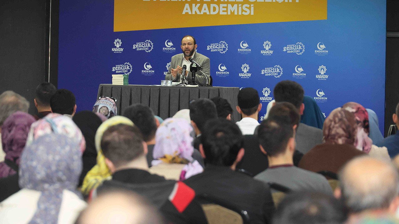 Karatay’da “Evlilik Ve Aile Gelişim Akademisi” yoğun katılımla devam ediyor