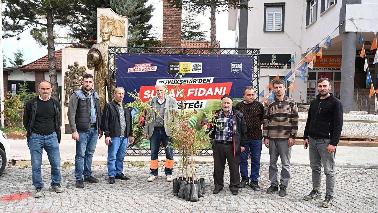 Başkan Altay: Toprağı emekle yoğuran tüm çiftçilerimizin gününü kutluyorum