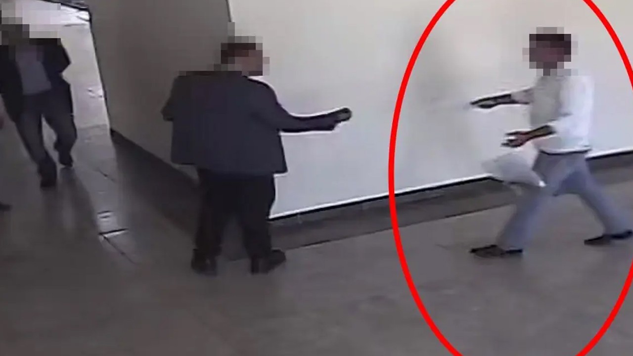 Belediye başkanına yumruklu saldırı