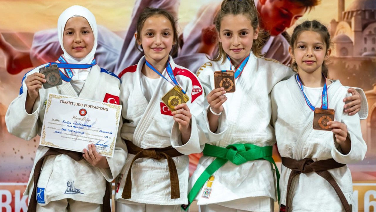 Konya Büyükşehir Belediyespor'dan bisiklet ve judoda önemli dereceler