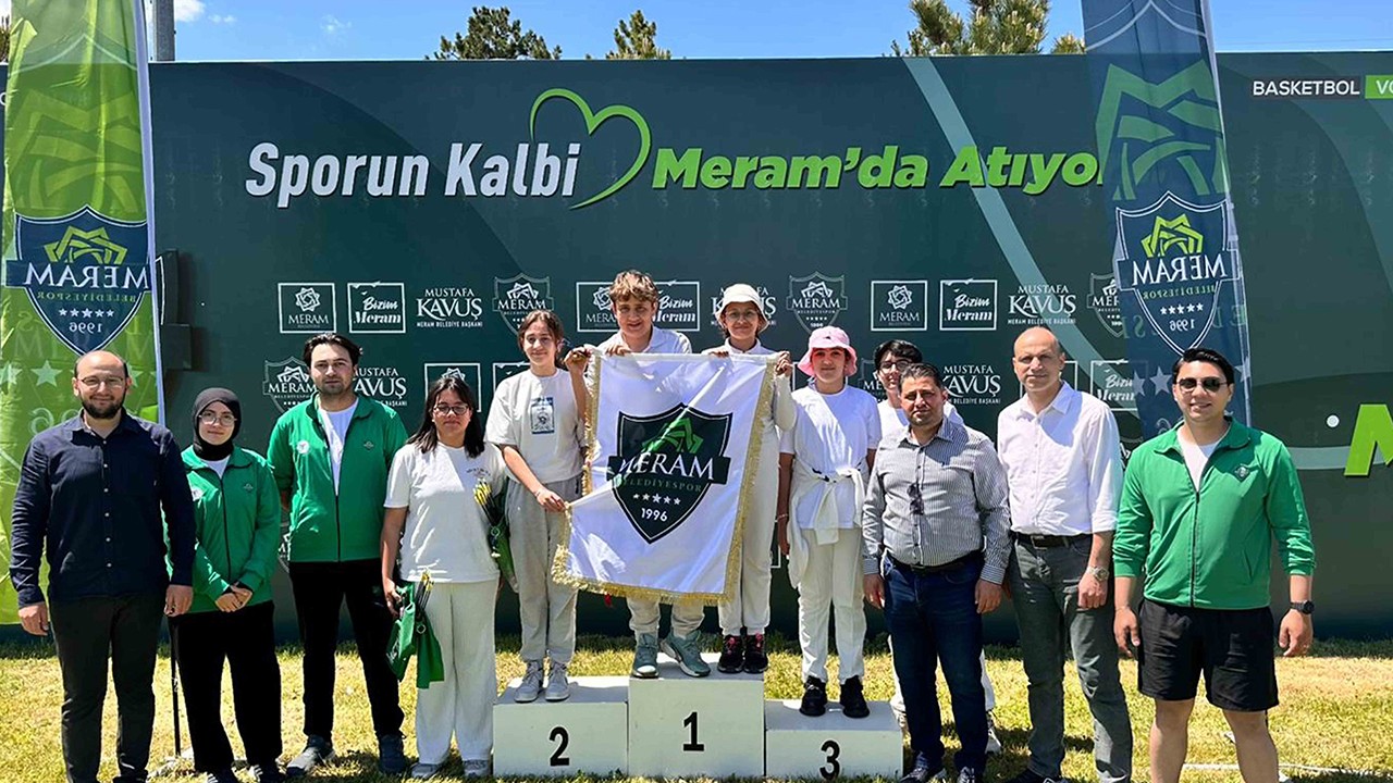 Meram’da okçuluk heyecanı 19 Mayıs il şampiyonasında mücadele nefes kesti