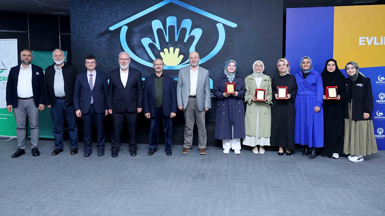 Evlilik ve Aile Gelişim Akademisi’nde umre ödülü sahibini buldu