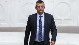 Özgür Özel CHP Grup Başkanı seçildi