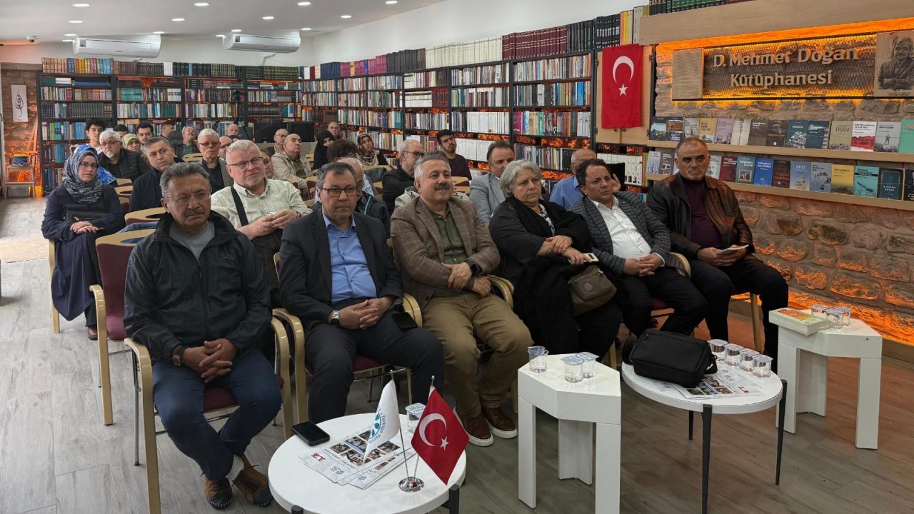 TYB Konya’da "Divan Şiirinde Aşk" konuşuldu