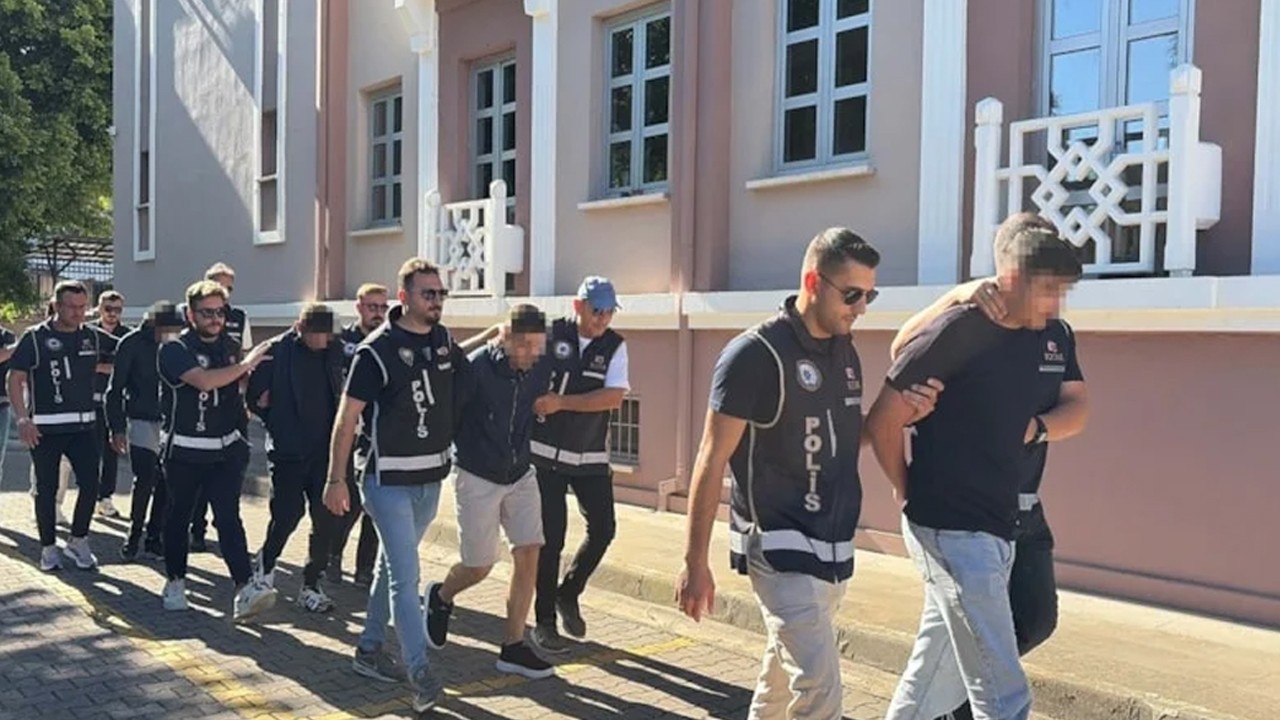 Belediye Başkanına silahlı saldırı! 1'i çocuk 6 gözaltı