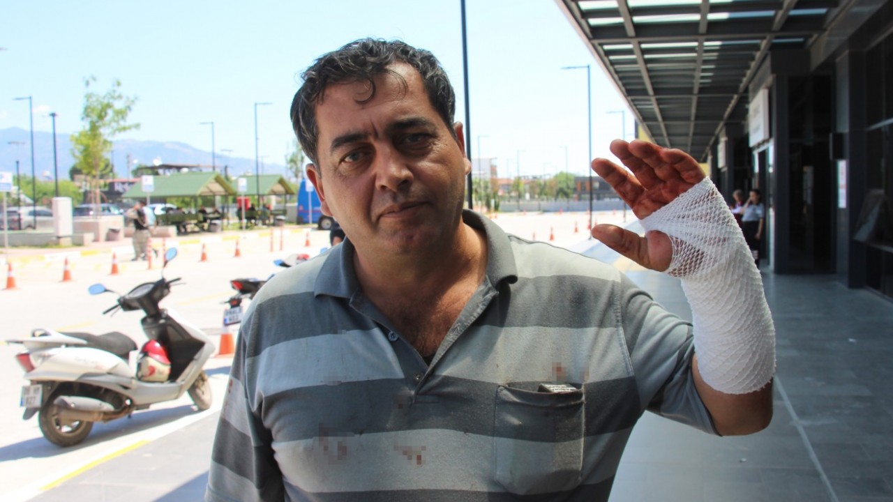"Bu işin Vakko'su benim" diyen kasap kendini kesti