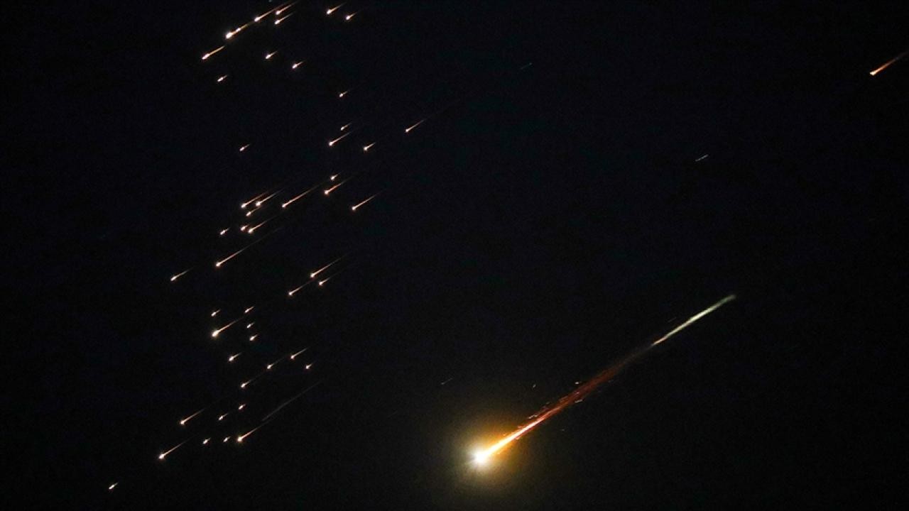 İran'dan ABD hava üssüne misilleme