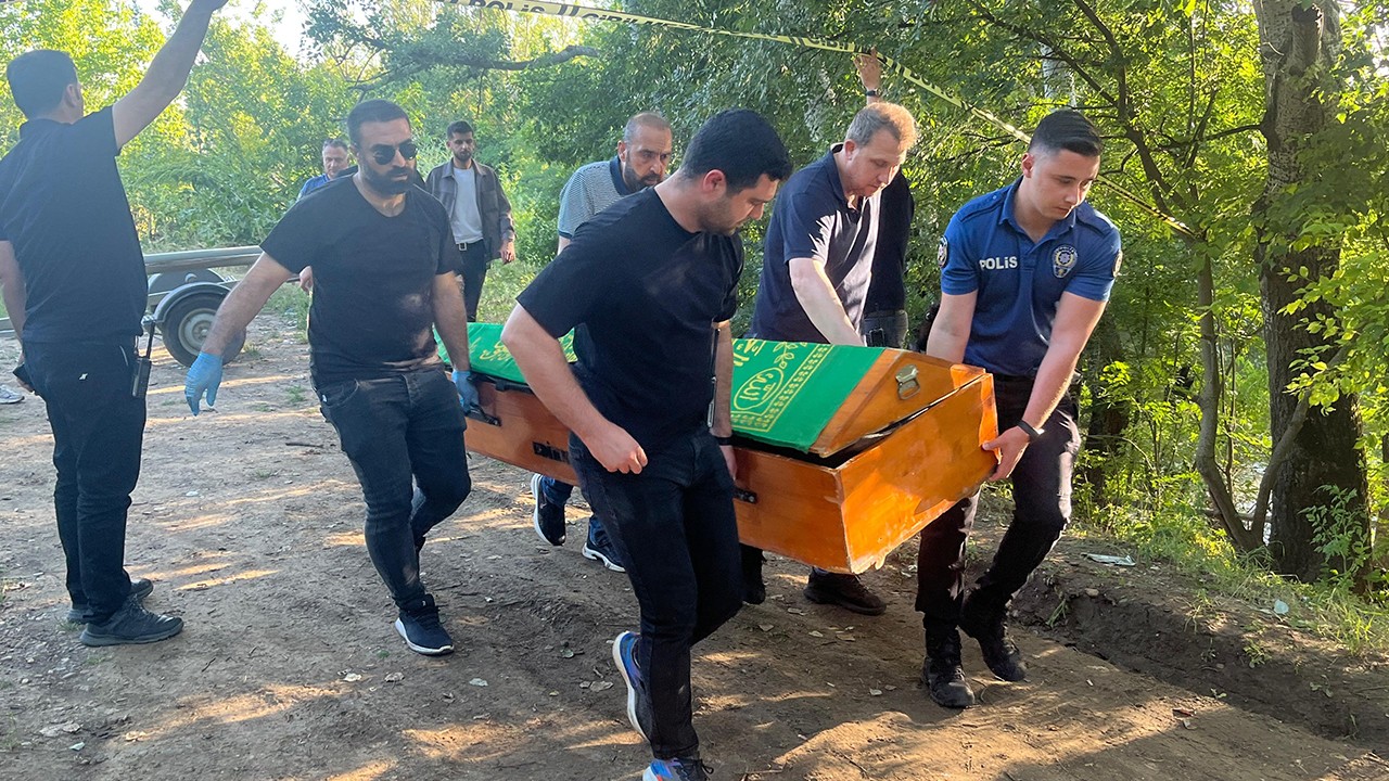 9 saat arayla, 2 arkadaşın cansız bedeni bulundu!