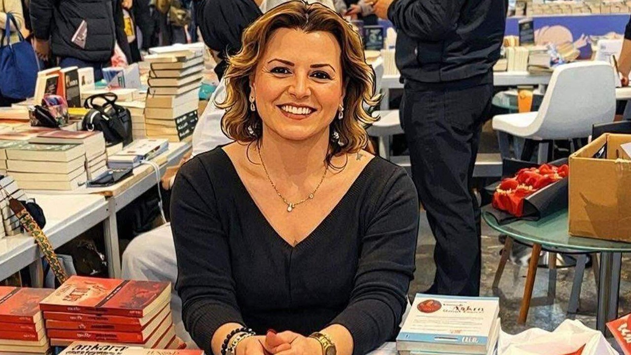 Yazar Ayten Öztürk, yeğeninin bıçaklı saldırısında öldü