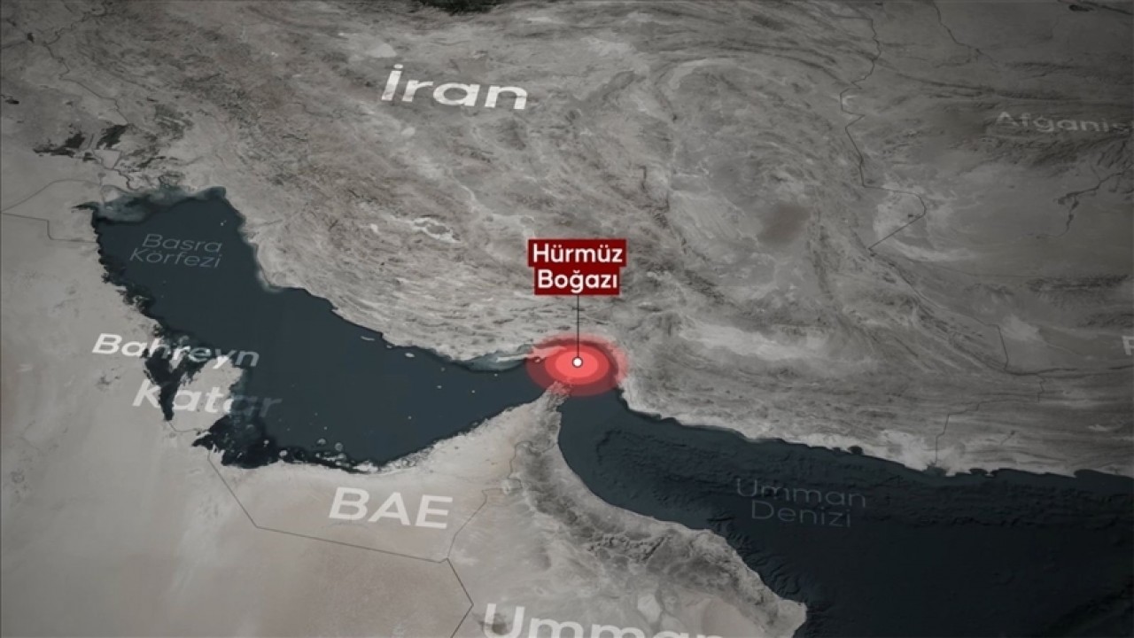 İran, Hürmüz Boğazı'nı tamamen kapattığını duyurdu