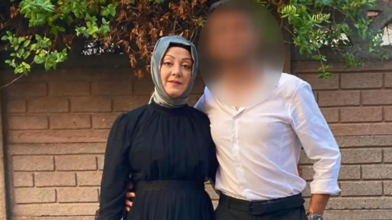 Otobüs durağında cinayet! Öldürmeden önce not yazıp çelenk göndermiş