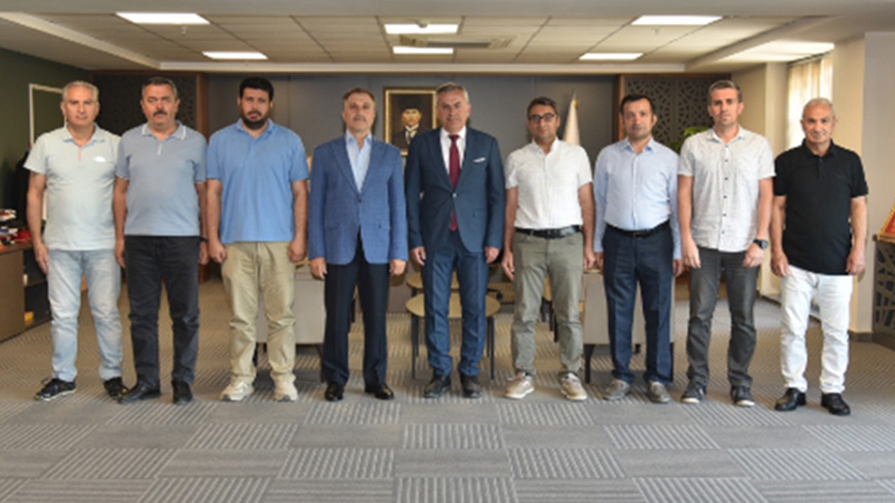 Konya İl Millî Eğitim Müdürlüğü’nde bayram sevinci