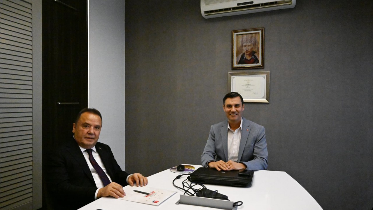 Muhittin Böcek: Ferdi Zeyrek'e 950 bin avro götürdüm