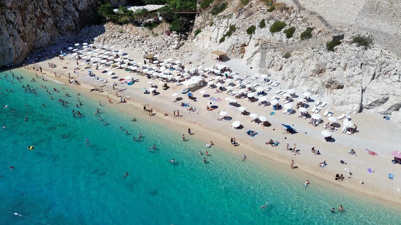 Plajda yeni dönem! Sigara yasaklandı