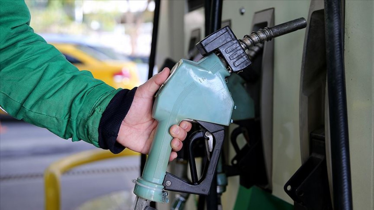 Benzine indirim geldi