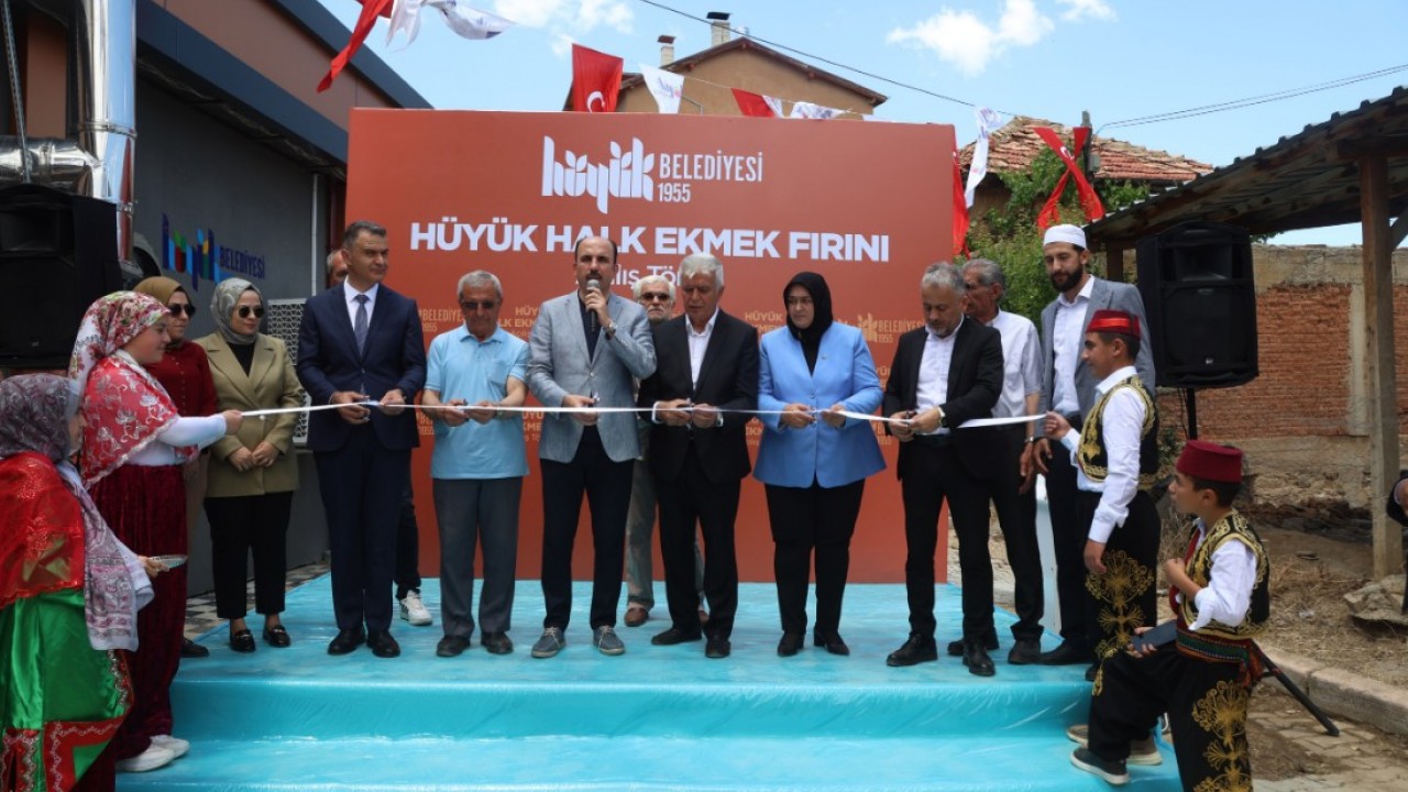 Başkan Altay, Hüyük ve Derbent'te vatandaşlarla buluştu