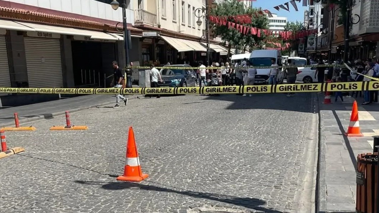 Bankaya silahlı saldırı! Şube çalışmasına ara verdi