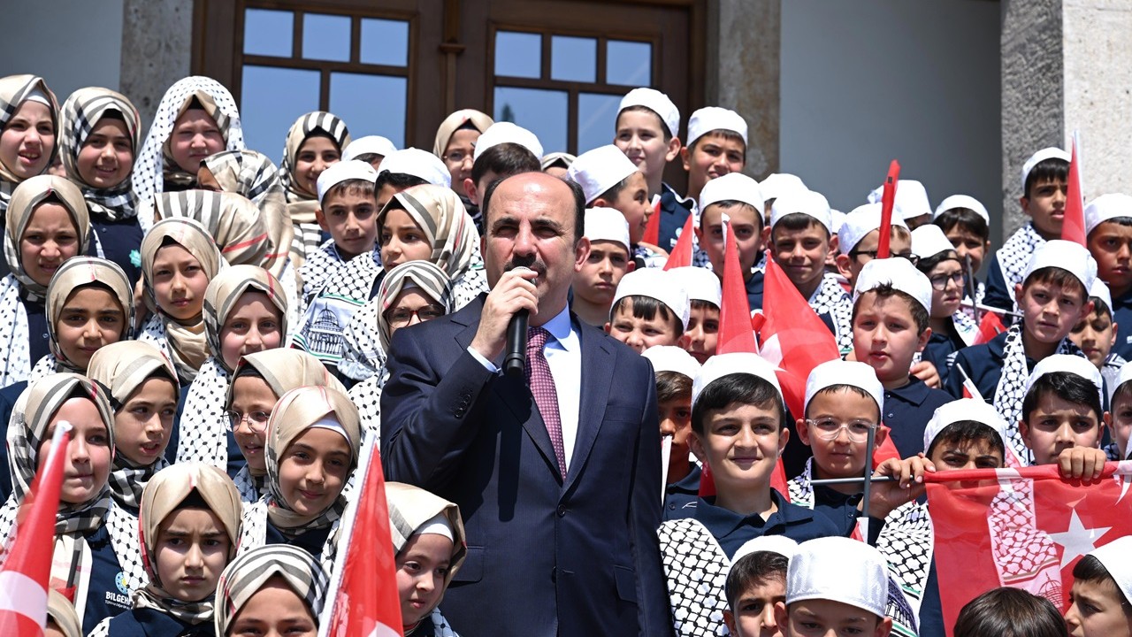 Başkan Altay, Hafızlık İmam Hatip Okullarını kazanan öğrencilerle buluştu