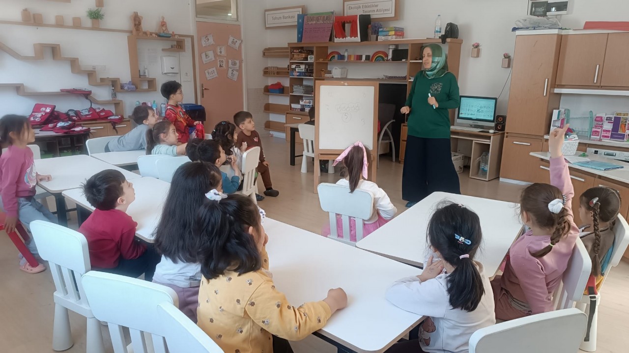 Karataylı anaokulu öğrencilerinden yapay zekaya erken yaşta yolculuk